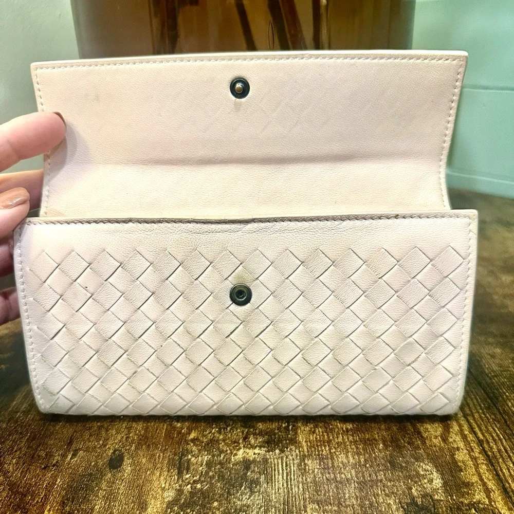 Bottega Veneta Intrecciato Light Blush Long Wallet